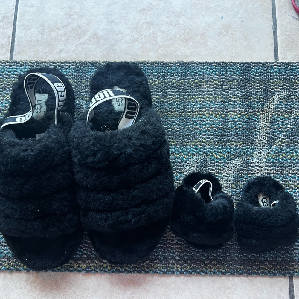 Mommy and Me Ugg fluffy slippers size 0-1 baby and 7 women